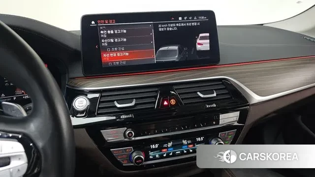 BMW 5 Series (G30) id 2965534 из Кореи 8