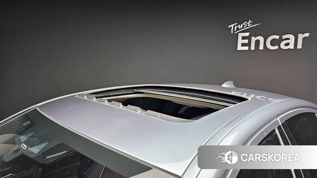 BMW 5 Series (G30) id 3814237 из Кореи 8