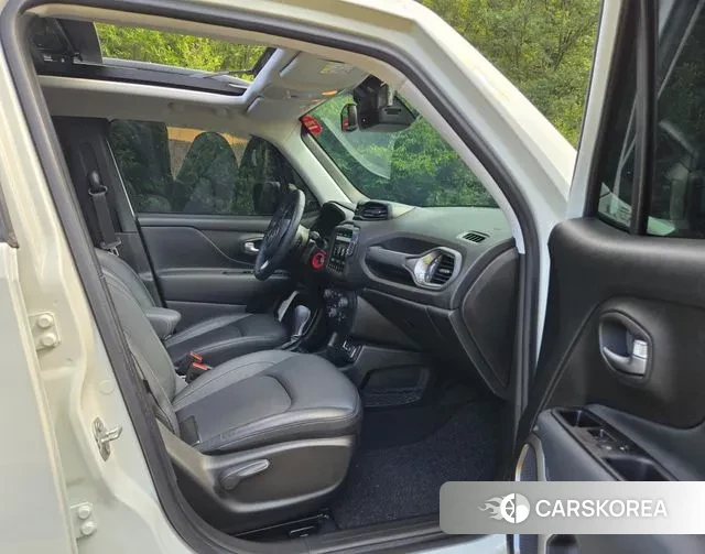 Jeep Renegade id 3043700 из Кореи 8