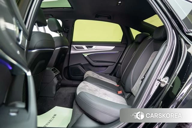 Audi A6L id 4275413 из Китая 8