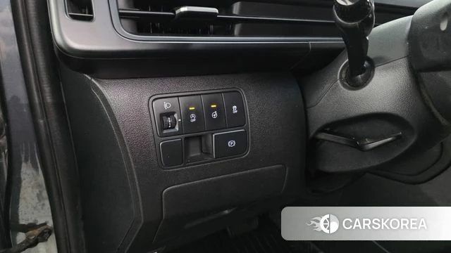 Hyundai Staria id 4923117 из Кореи 8