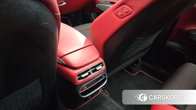 Genesis GV70 id 3378698 из Кореи 8