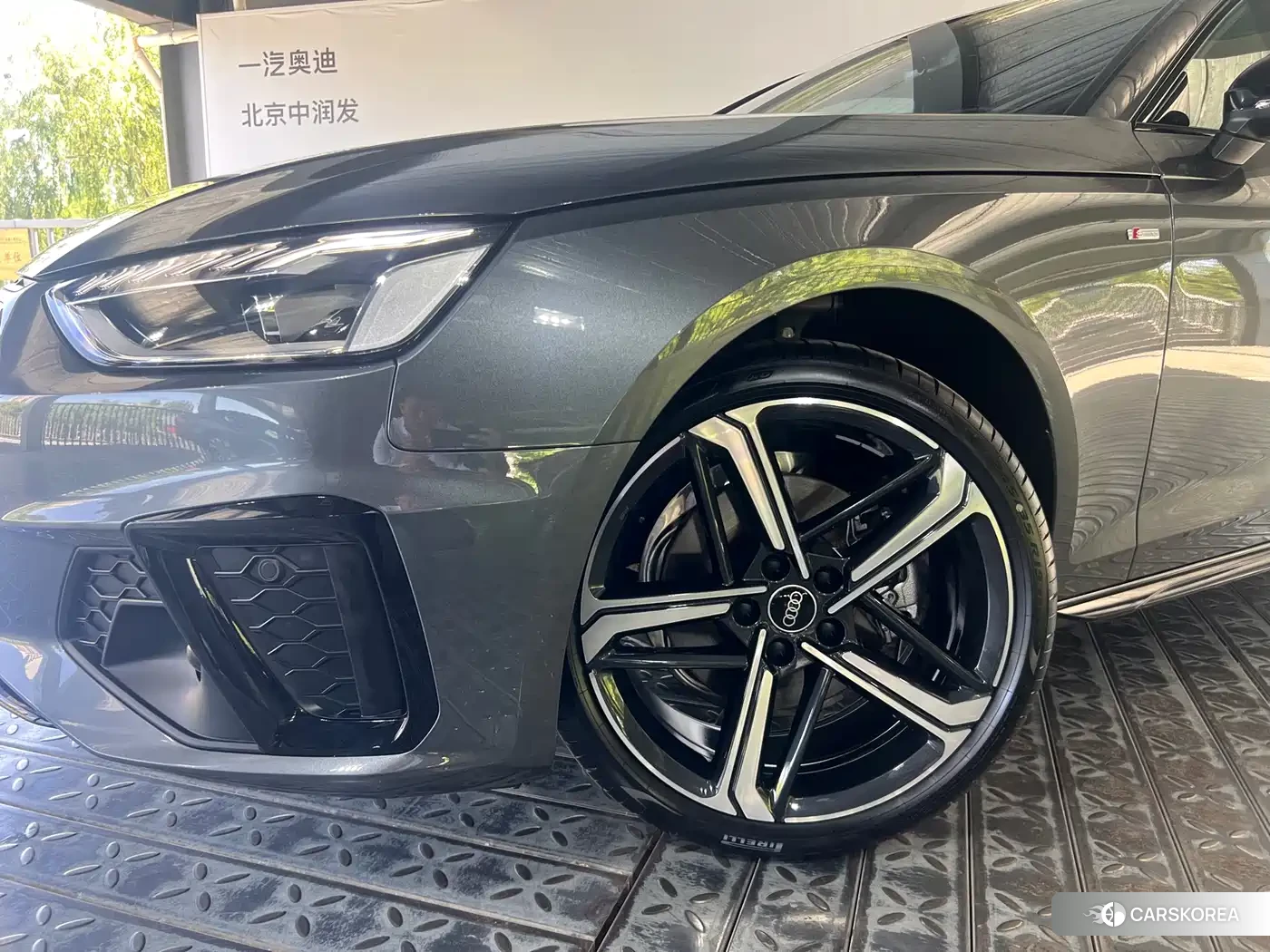Audi A4L id 4546201 из Китая 8