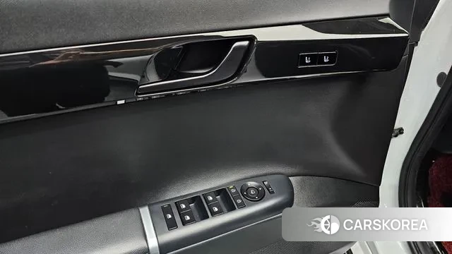 Hyundai Grandeur (GN7) id 3746055 из Кореи 8