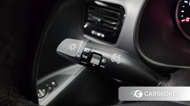 Kia Stonic id 3403169 из Кореи 8