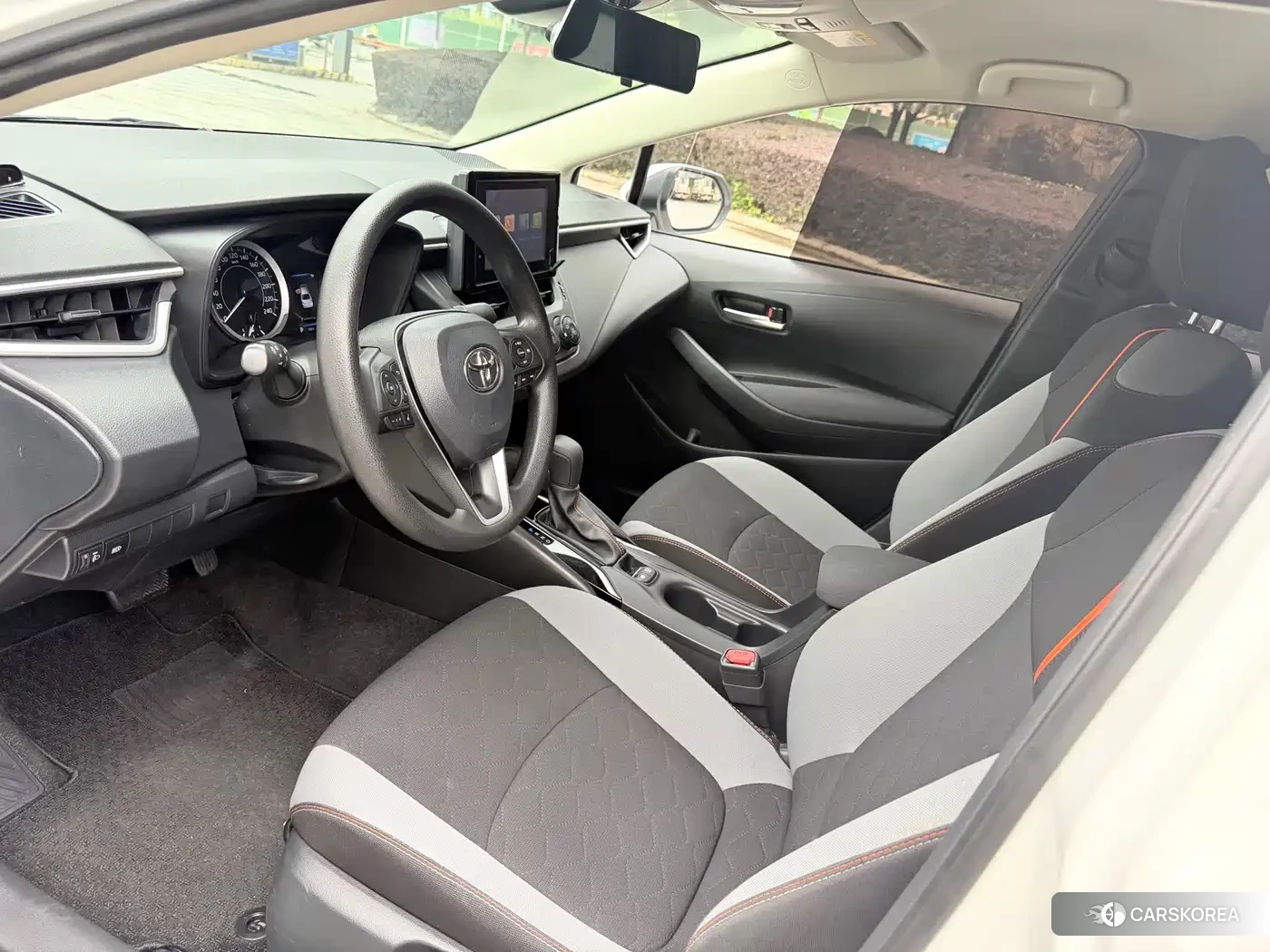 Toyota Corolla id 4546494 из Китая 8