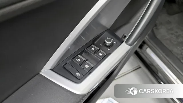 Audi Q3 (F3) id 2976170 из Кореи 8