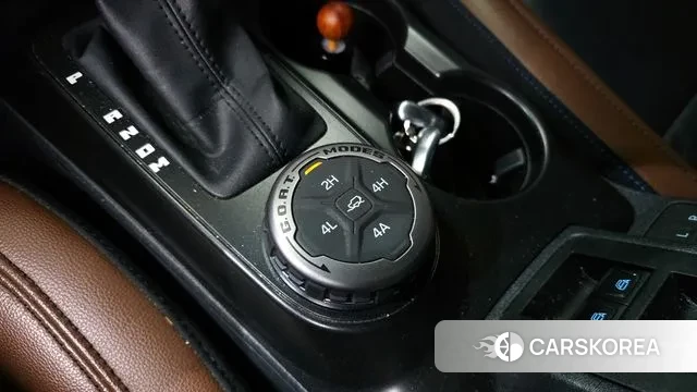 Ford Bronco 6th Generation id 3360358 из Кореи 8