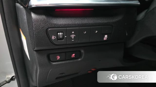 Kia Niro Plus id 3964347 из Кореи 8