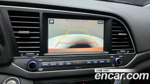 Hyundai Avante AD id 2408471 из Кореи 8