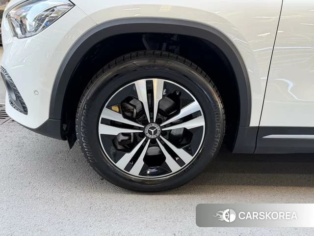Mercedes-Benz GLA id 4273431 из Китая 8