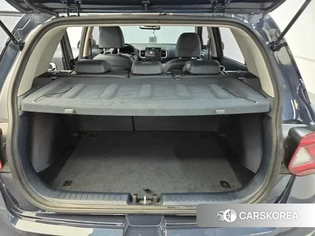 Hyundai Venue id 3607199 из Кореи 8