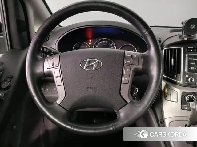 Hyundai The New Grand Starex id 3582878 из Кореи 8