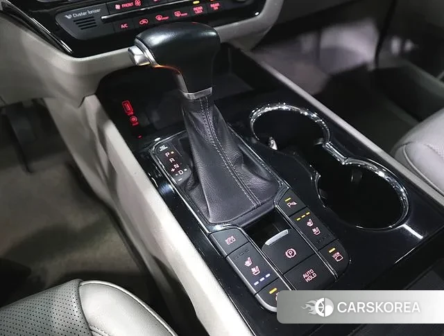 Kia The New Carnival id 3319788 из Кореи 8