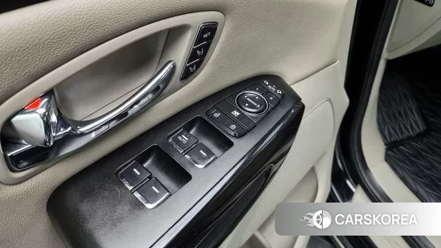 Kia The New Carnival id 3661272 из Кореи 8