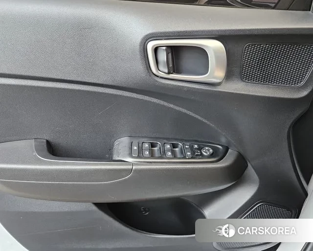 Hyundai Venue id 3307481 из Кореи 8