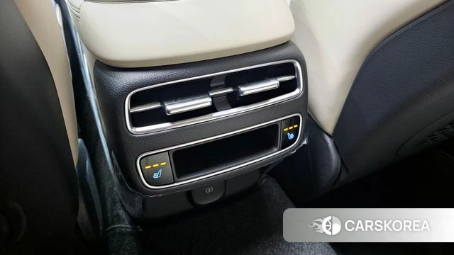 Genesis GV70 id 3817134 из Кореи 8