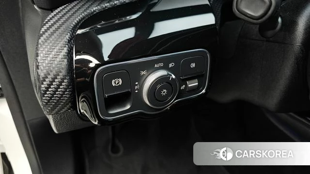 Mercedes-Benz A-Class W177 id 4688913 из Кореи 8