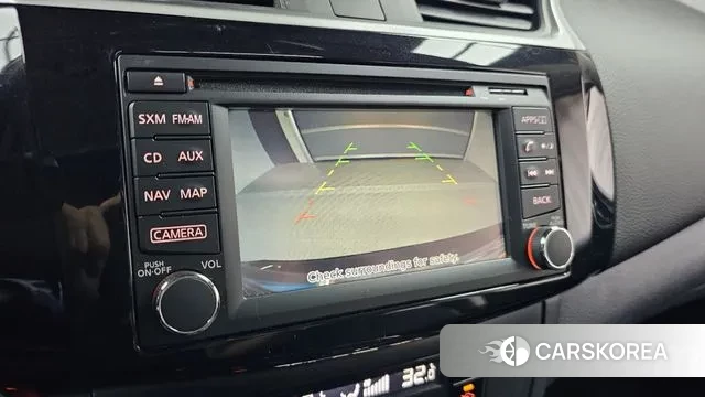 Nissan Centra id 3661733 из Кореи 8