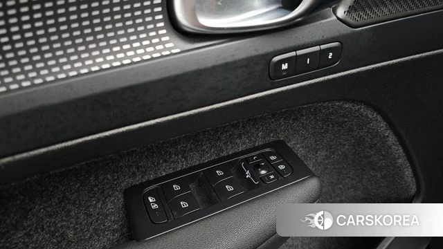 Volvo XC40 id 3921537 из Кореи 8