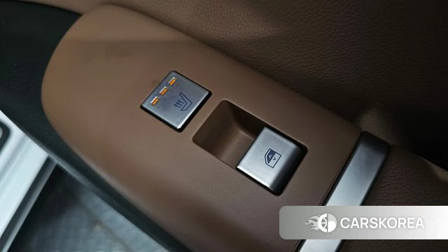 Hyundai Grandeur (GN7) id 4413800 из Кореи 8