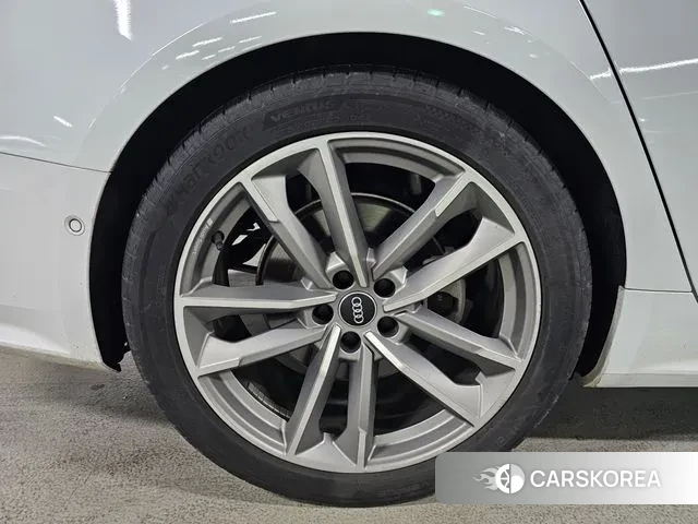 Audi A7 (4K) id 3646670 из Кореи 8