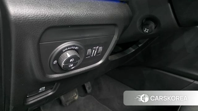 Jeep Grand Cherokee (WL) id 4591077 из Кореи 8