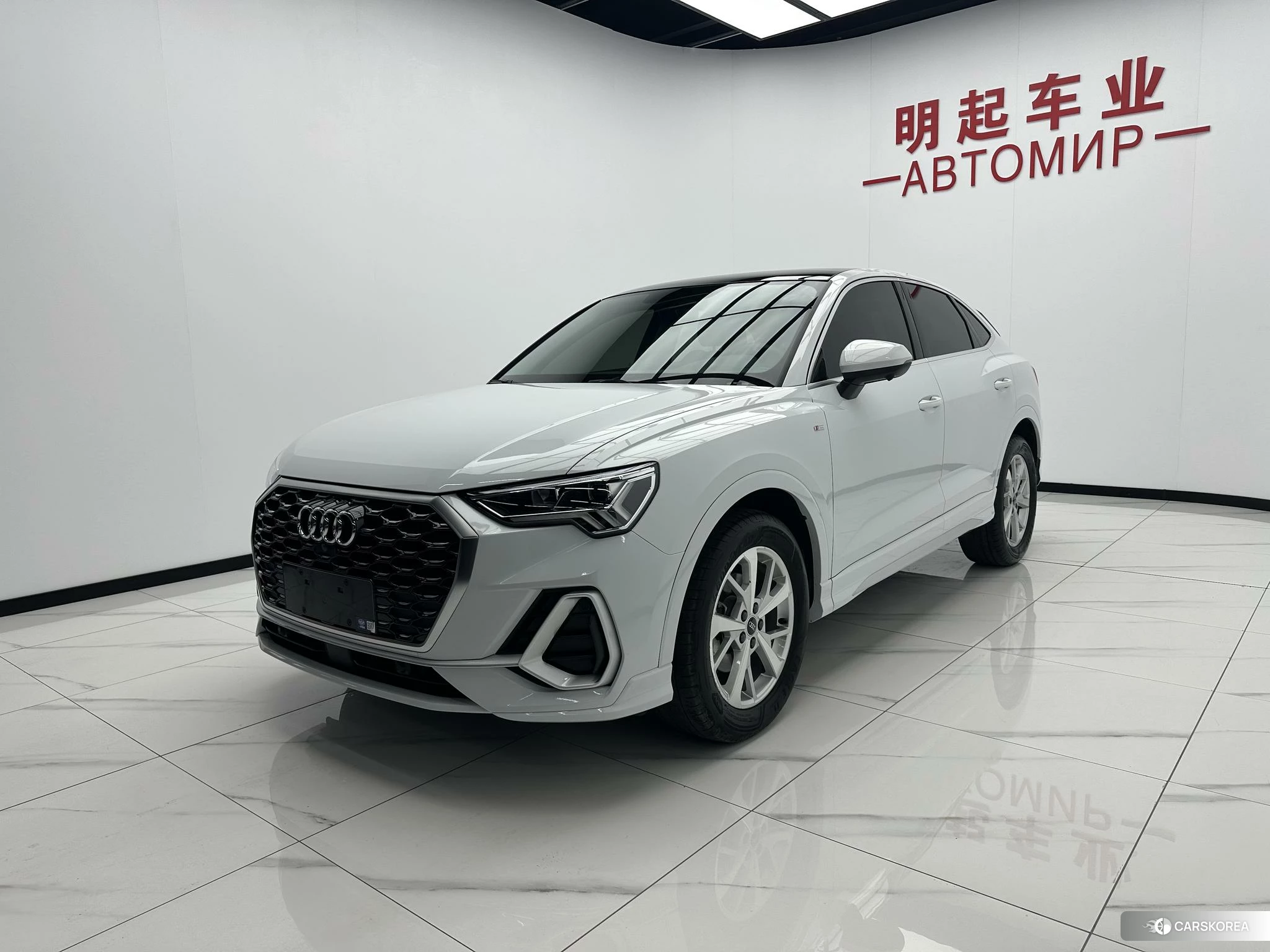 Audi Q3 Sportback id 4420356 из Китая 8