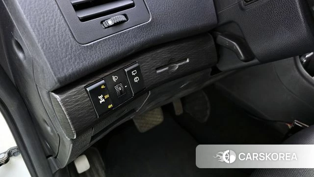 Ssangyong Korando Turismo id 4188708 из Кореи 8