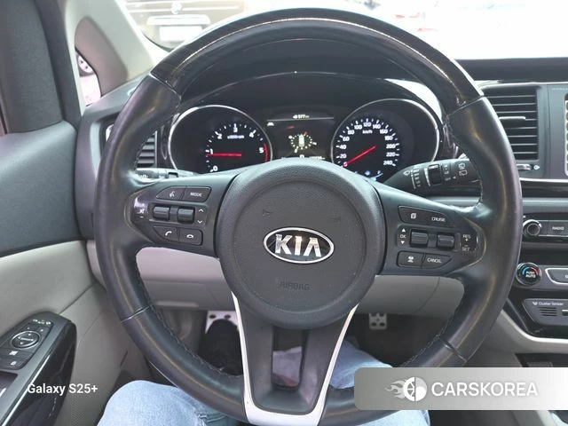Kia The New Carnival id 4850163 из Кореи 8