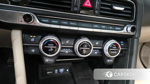 Genesis G70 id 4490826 из Кореи 8