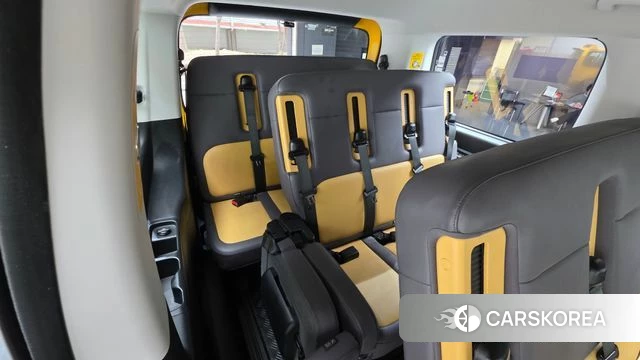 Hyundai Staria id 3865335 из Кореи 8