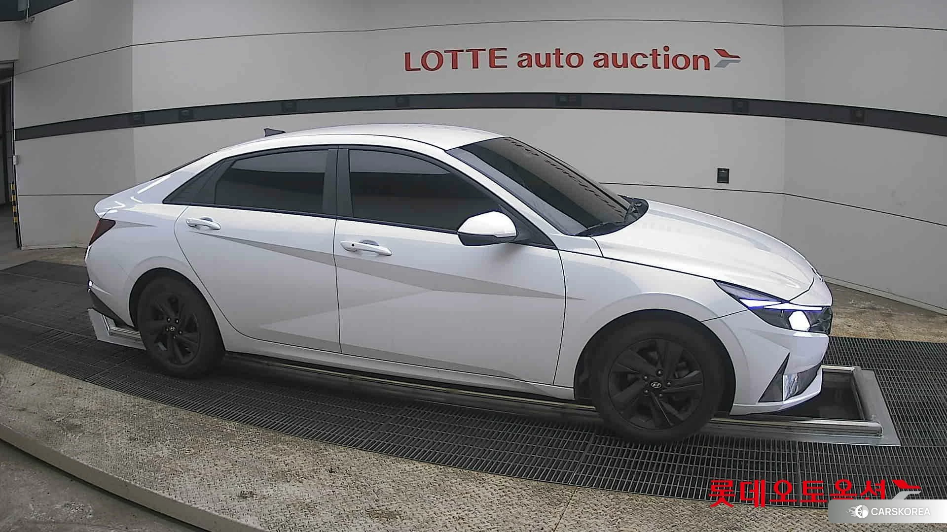 Hyundai Avante Hybrid id 3875811 из Кореи 8