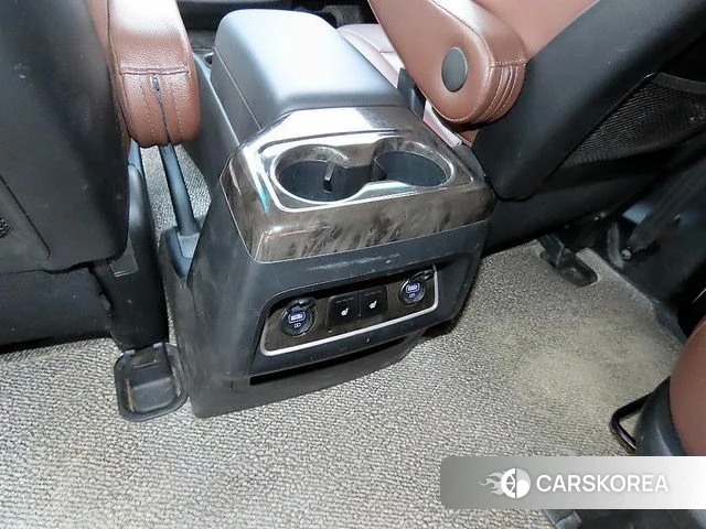 Hyundai The New Grand Starex id 4311121 из Кореи 8