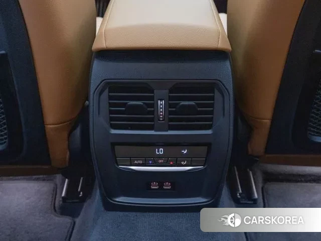 BMW 3 Series (G20) id 2930669 из Кореи 8