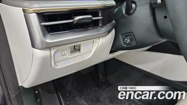 Hyundai Grandeur (GN7) id 2607016 из Кореи 8