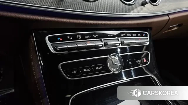 Mercedes-Benz E-Class W213 id 3698600 из Кореи 8