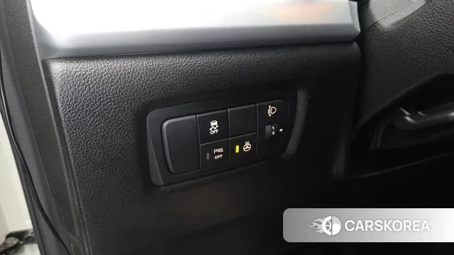 Ssangyong New Style Korando C id 3563242 из Кореи 8