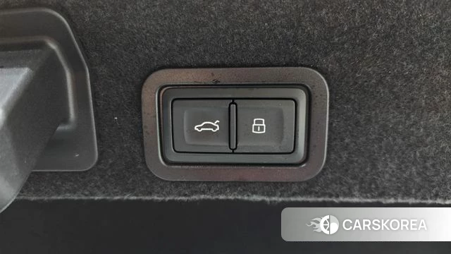 Audi A6 (C8) id 4494076 из Кореи 8