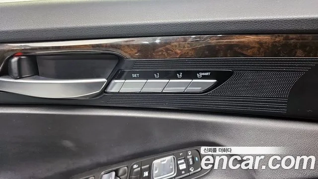 Genesis G90 id 2870212 из Кореи 8