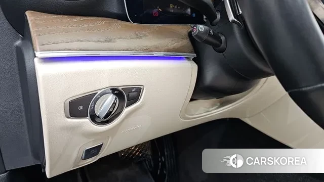 Mercedes-Benz E-Class W213 id 3519366 из Кореи 8