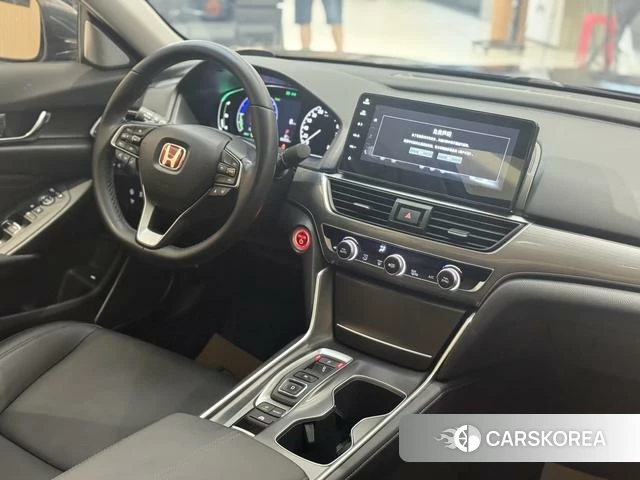 Honda Accord id 4359342 из Китая 8