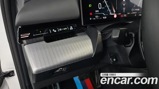 BMW 5 Series (G60) id 2659038 из Кореи 8