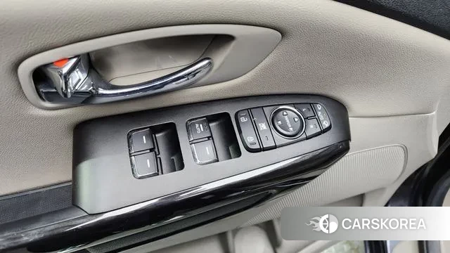 Kia The New Carnival id 3656832 из Кореи 8