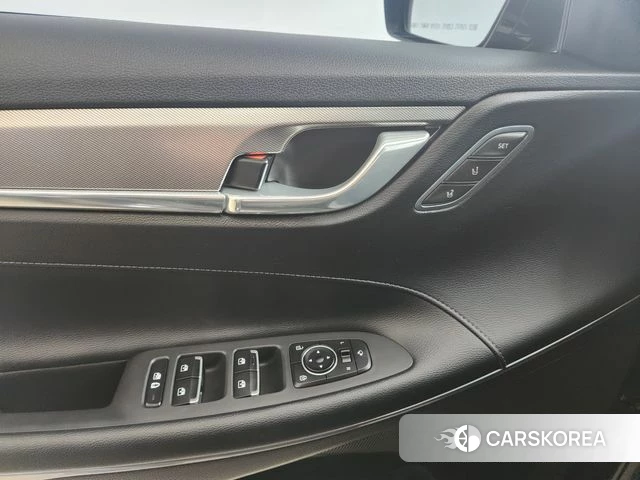 Hyundai The New Grandeur IG id 3873106 из Кореи 8