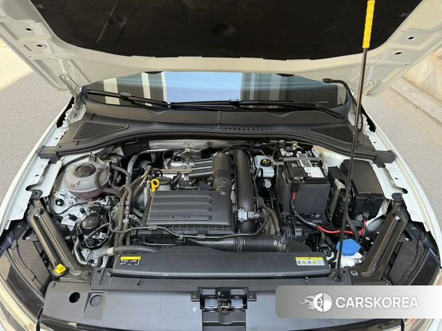 Volkswagen Bora id 4306937 из Китая 8