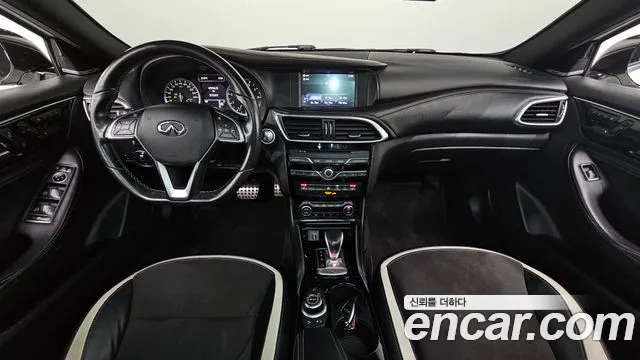 Infiniti Q30 id 2758999 из Кореи 8