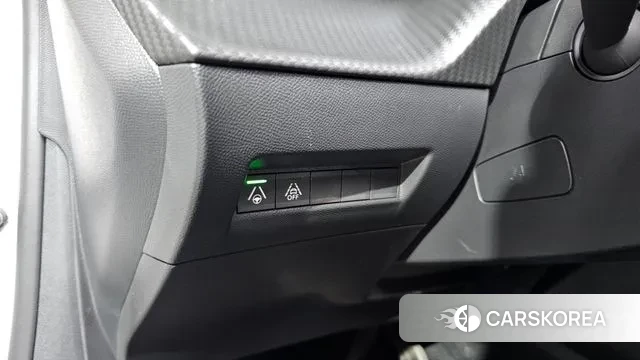 Peugeot e-208 second Generation id 3701688 из Кореи 8