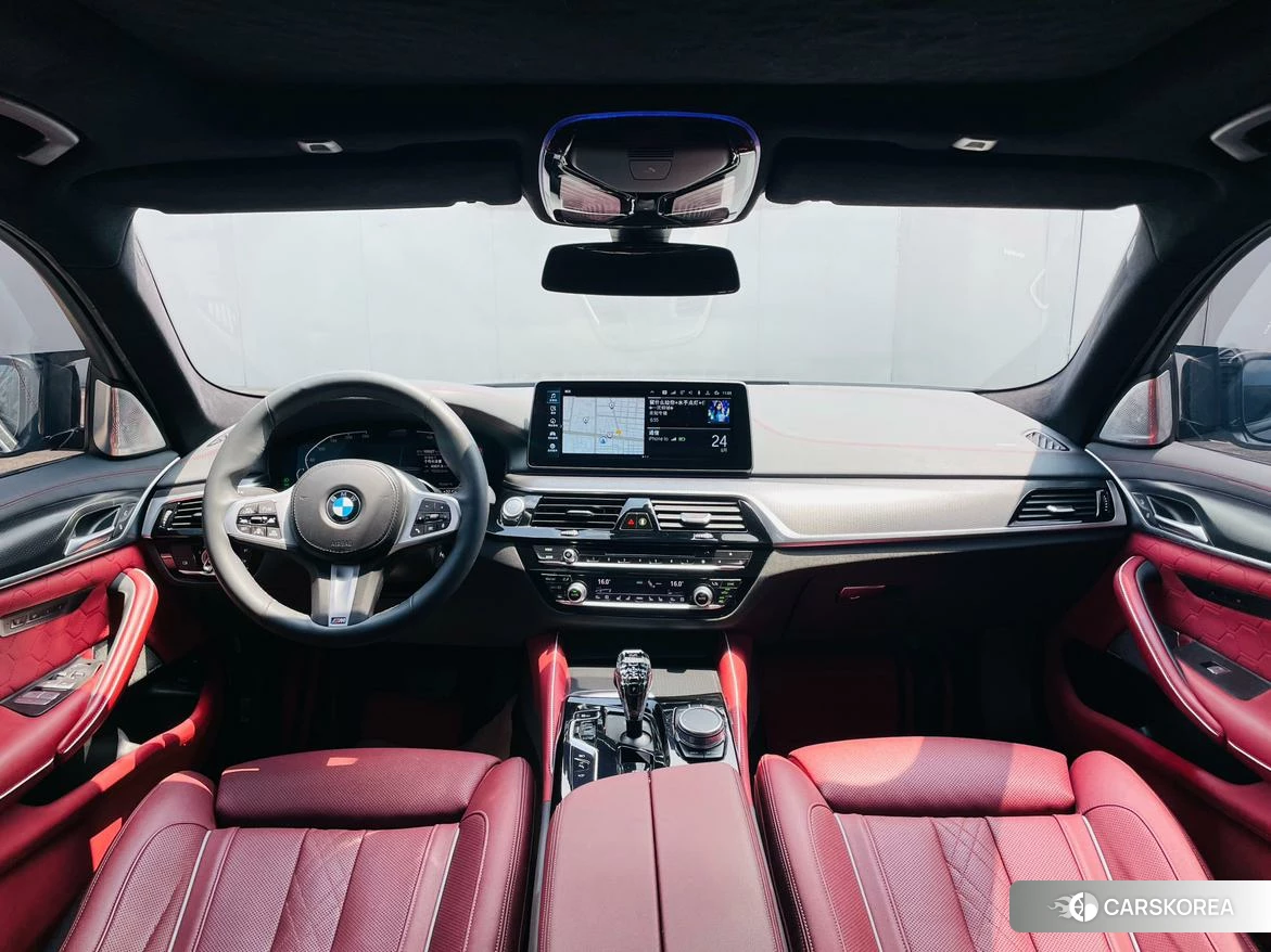 BMW 5 series PHEV id 4504985 из Китая 8