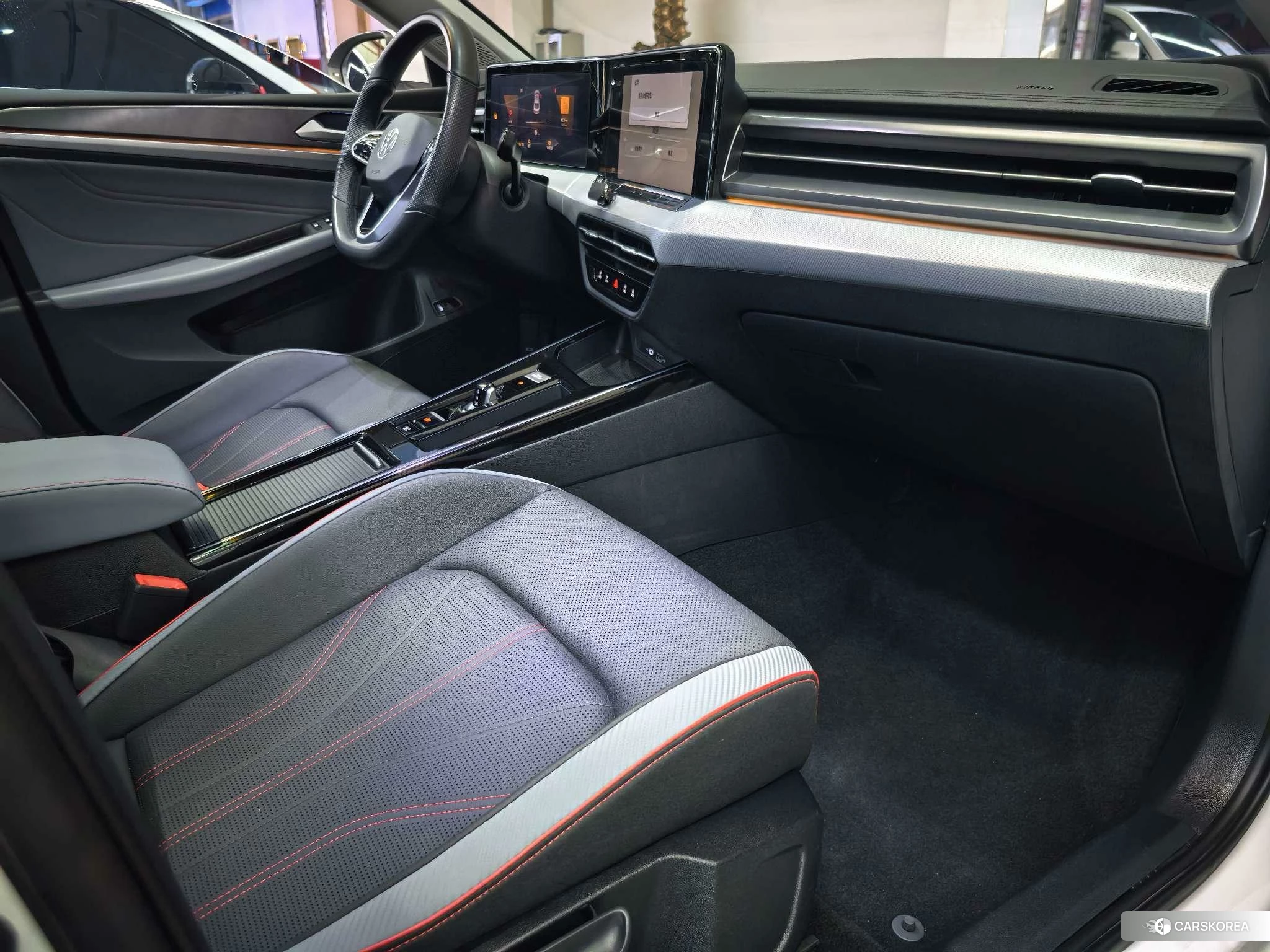 Volkswagen Lamando id 4504677 из Китая 8